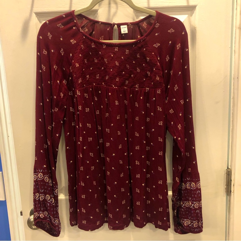 Old Navy Burgundy Top Large
